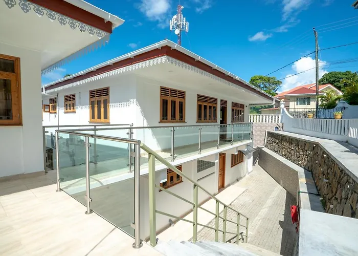 La Belle Self Catering Semesterbostad Beau Vallon (Mahe)